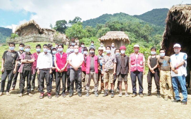 The medical team, volunteers and others during the vaccination drive in Obay village under Mon district on August 3. (Photo Courtesy: COVID-19 BTF, Tobu)